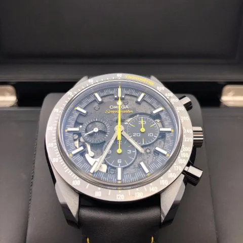 Omega Speedmaster Moon watch 311.92.44.30.01.001 44.25mm Carbon Black