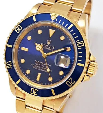 Rolex Submariner 16618 40mm Yellow gold Blue