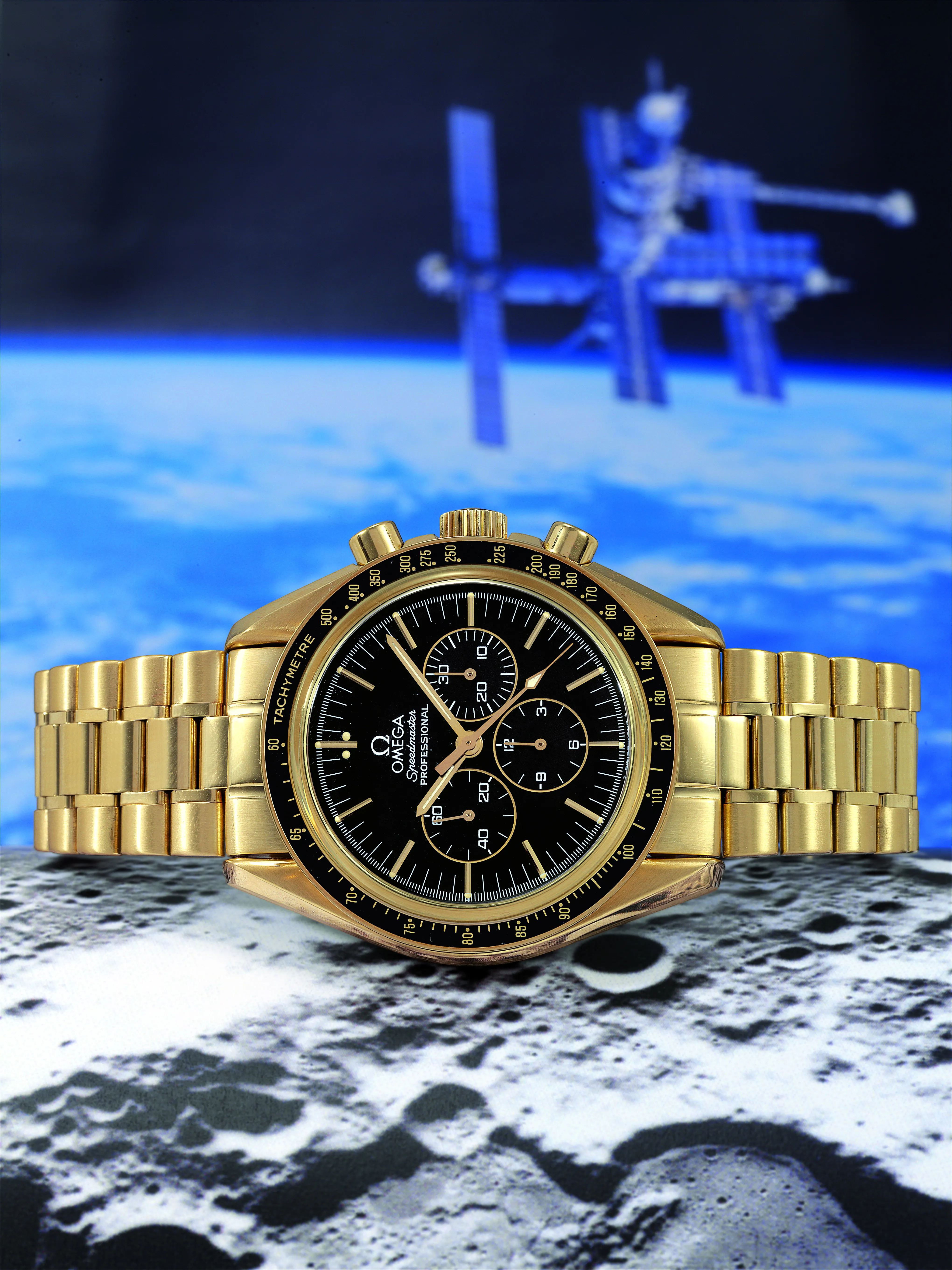 Omega Speedmaster BA 345.0052.035 42mm Yellow gold Black