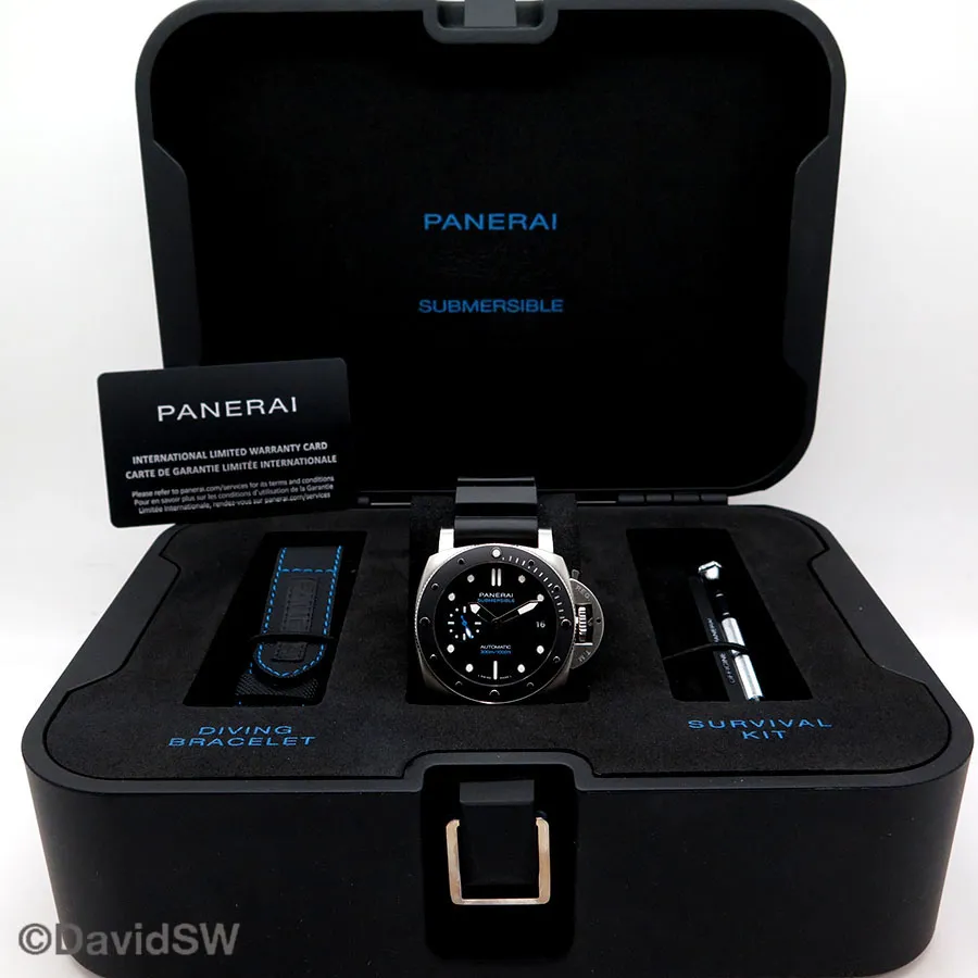 Panerai Submersible PAM01683 42mm Stainless steel Black 1