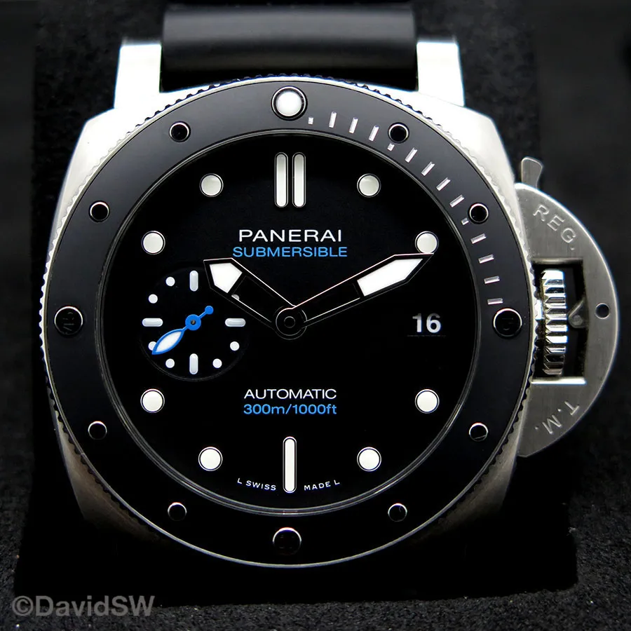 Panerai Submersible PAM01683 42mm Stainless steel Black 2