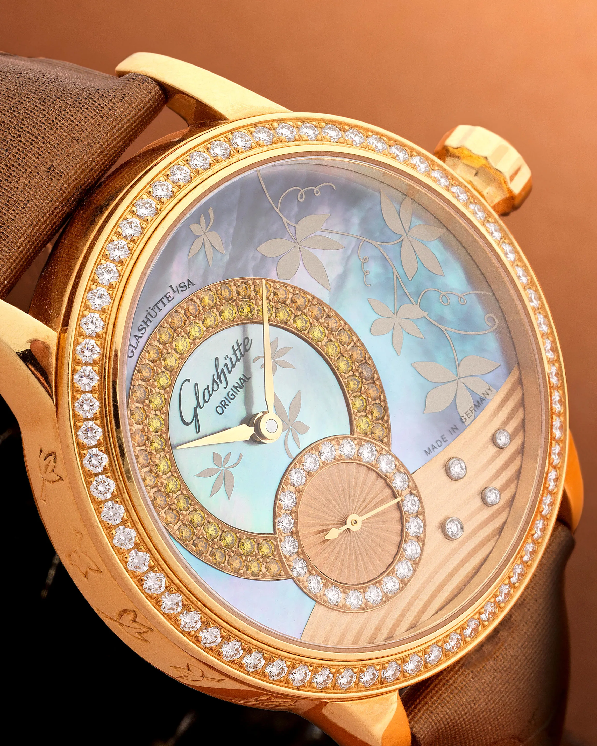 Glashütte The Star Autumn Leaf 1-90-00-11-11-04 39mm Rose gold Mother-of-pearl 1