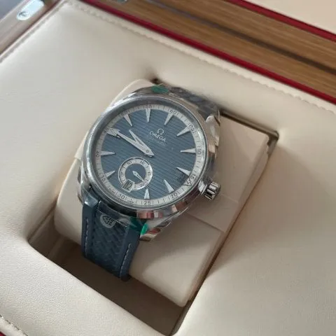 Omega Aqua Terra 220.12.41.21.03.005 41mm Steel Blue