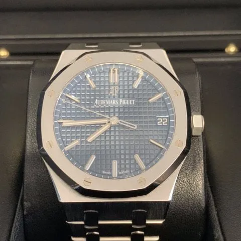 Audemars Piguet Royal Oak 15500ST.OO.1220ST.01 41mm Stainless steel Blue