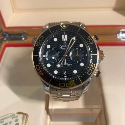 Omega Seamaster Diver 300M 210.20.44.51.01.001 44mm Yellow gold and Stainless steel Black