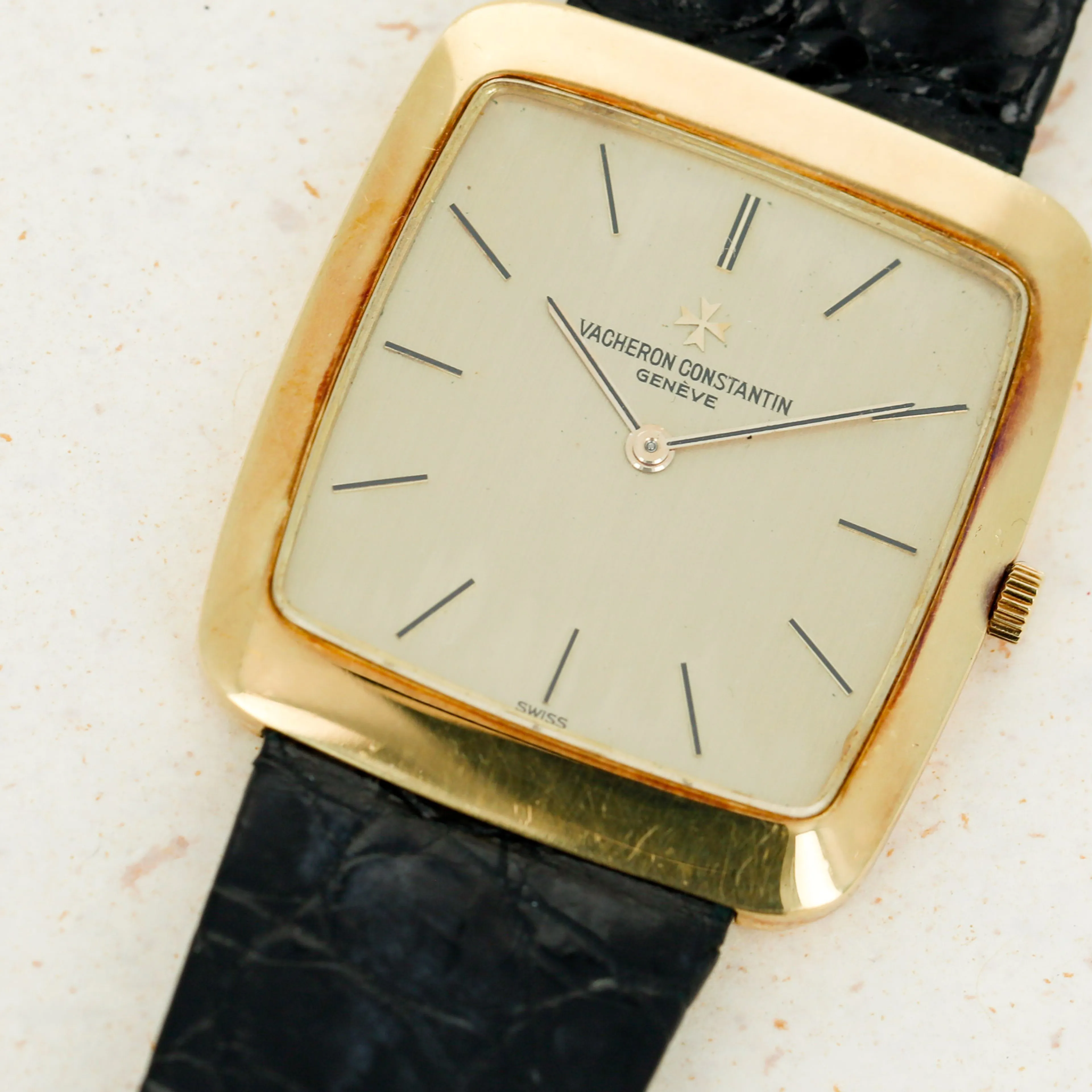 Vacheron Constantin Ultra Thin 33203 28.5mm Yellow gold Champagne 2