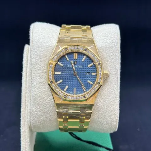 Audemars Piguet Royal Oak 67651BA.ZZ.1261BA.02 33mm Yellow gold Blue