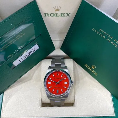 Rolex Oyster Perpetual 41 124300 41mm Stainless steel Red