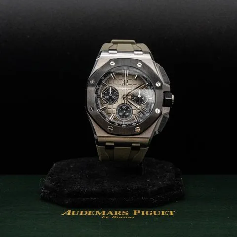 Audemars Piguet Royal Oak Offshore 26420SO.OO.A600CA.01 43mm Stainless steel Brown