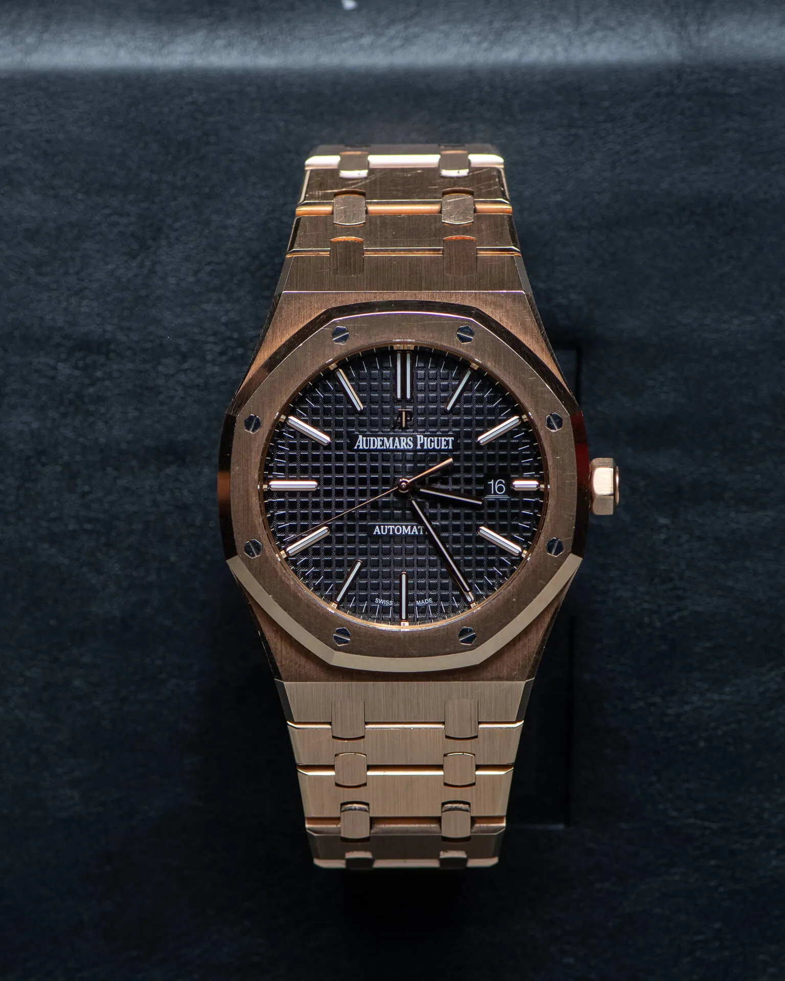 Audemars Piguet Royal Oak 15400OR 41mm Rose gold White