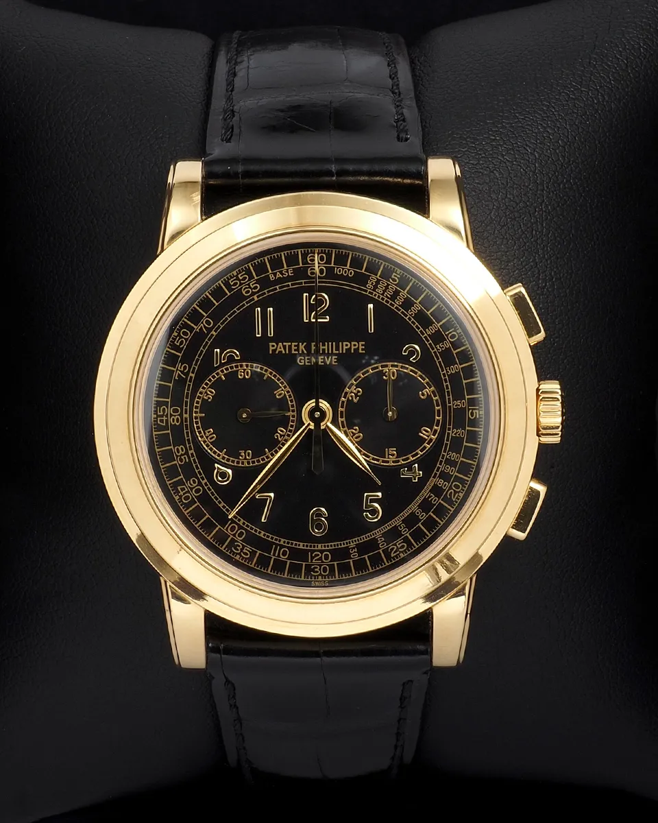 Patek Philippe Chronograph 5070 J 42mm Yellow gold and 18k yellow gold Black