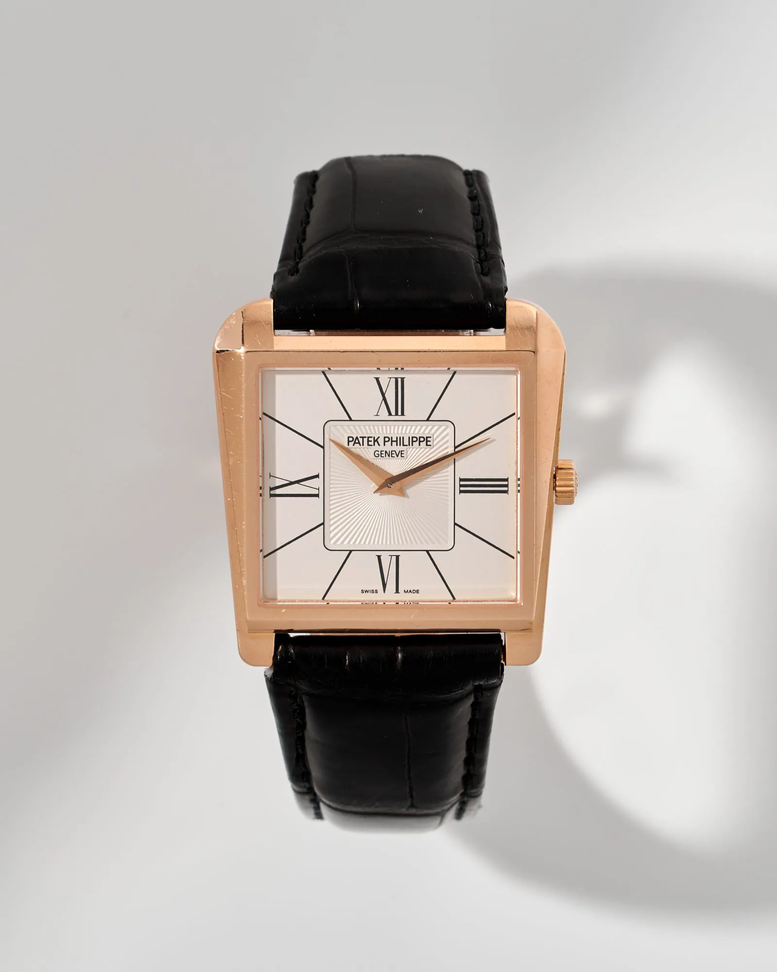 Patek Philippe Gondolo 5489 32mm Rose gold Silver 2