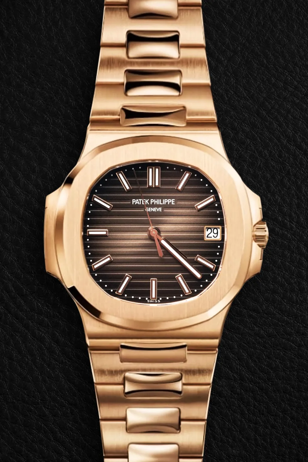 Patek Philippe Nautilus 5711/1R-001 40mm Rose gold Brown