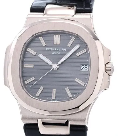 Patek Philippe Nautilus 5711G-001 40mm White gold Gray