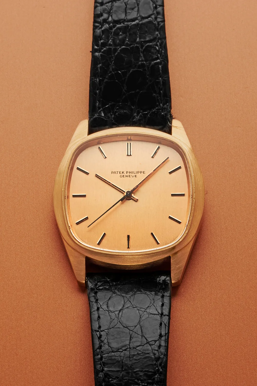 Patek Philippe Ellipse 3585 36mm Yellow gold Yellow gold