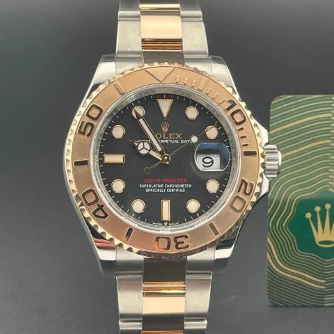 Rolex Yacht-Master 40 126621 40mm Yellow gold and Stainless steel Black