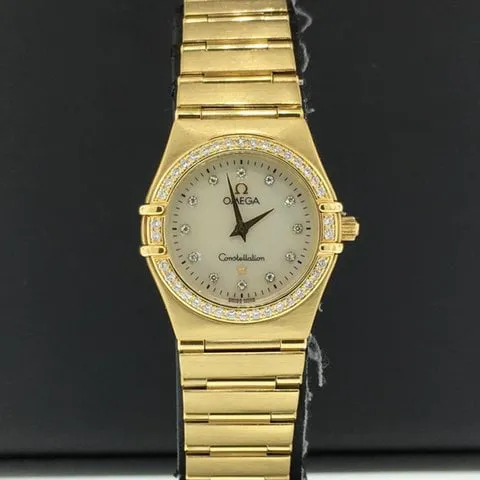 Omega Constellation 1177.75.00 26mm Yellow gold White