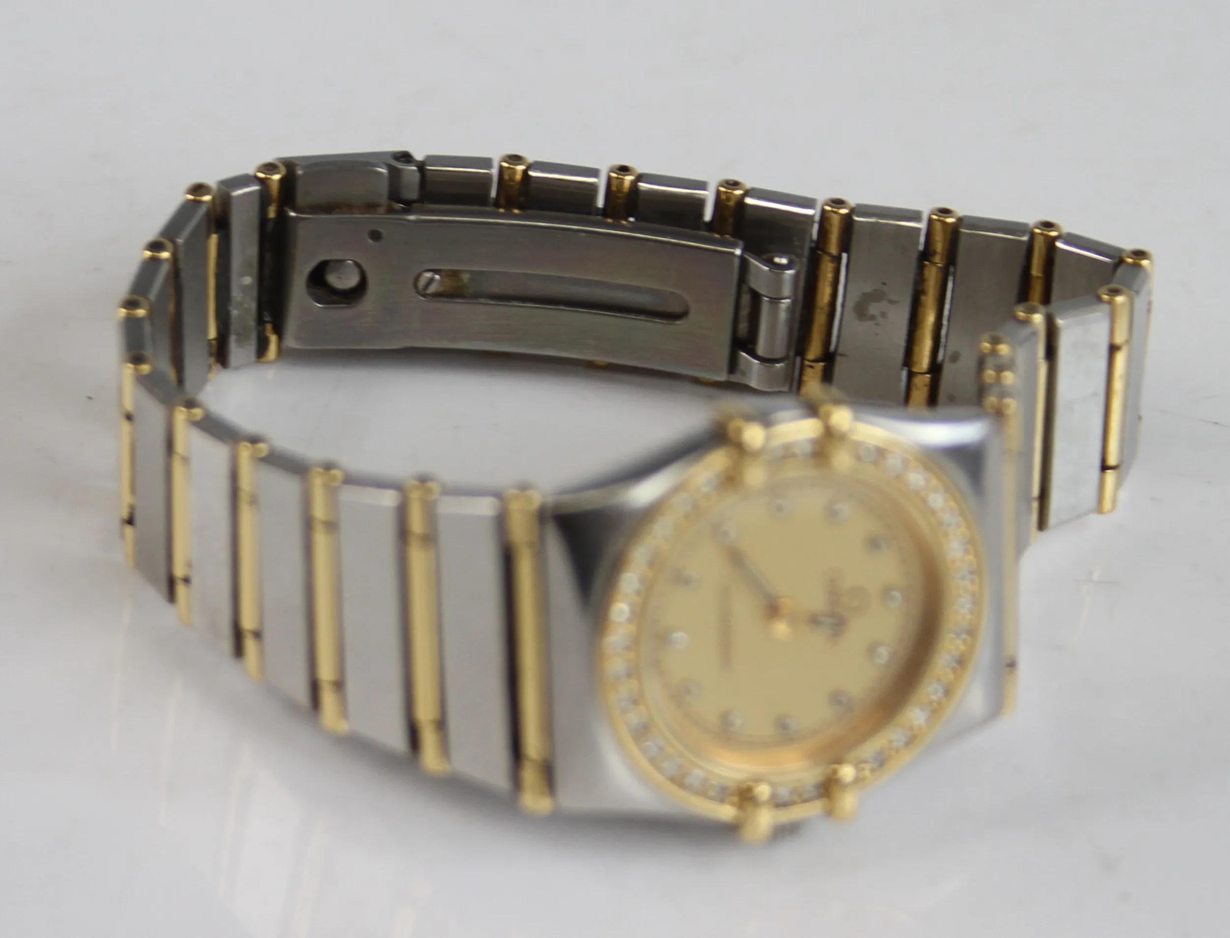 Omega Constellation 23mm Diamond Diamond 2