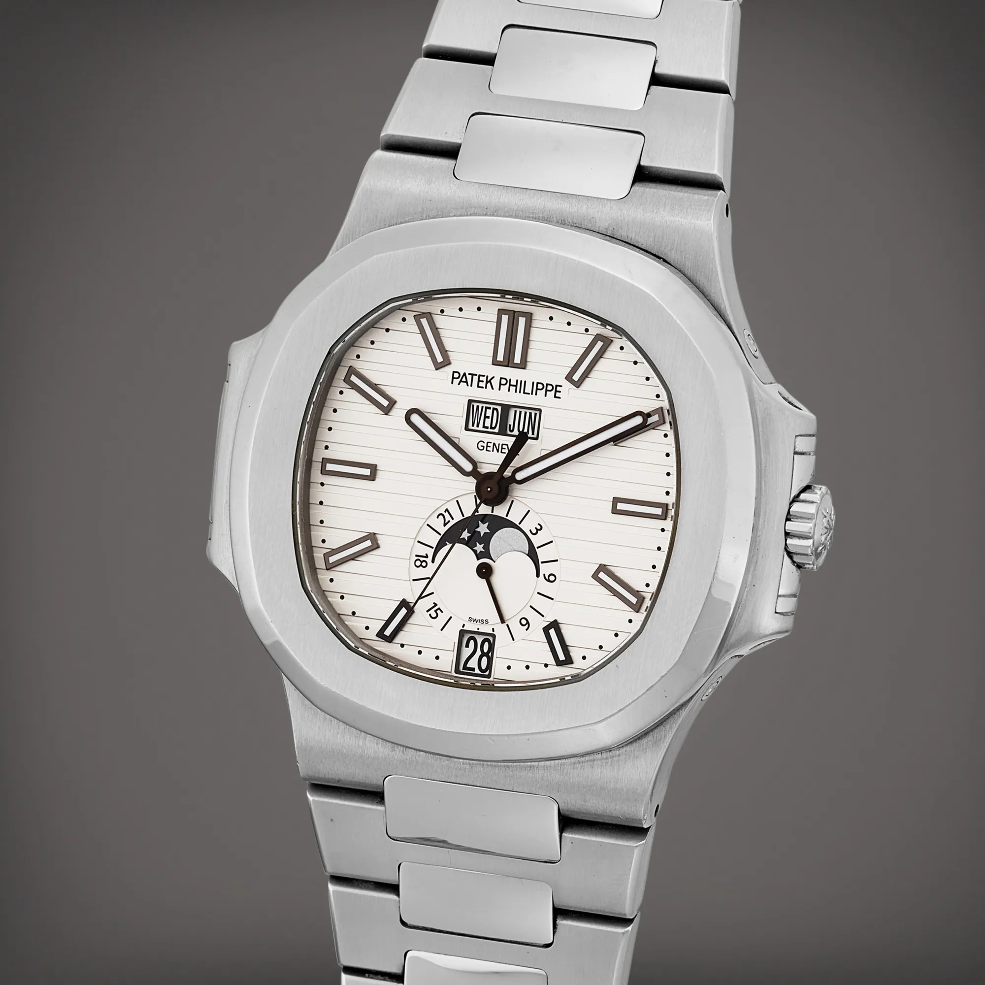 Patek Philippe Nautilus 5726 40.5mm Stainless steel White 1