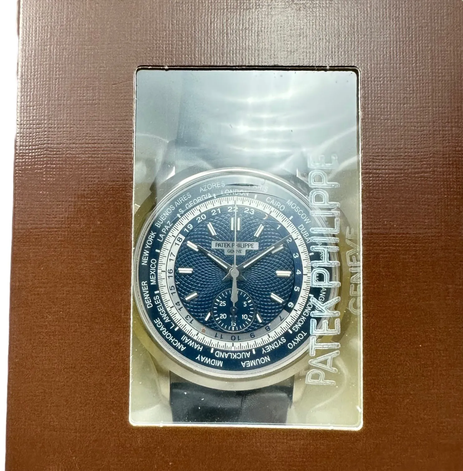 Patek Philippe World Time Chronograph 5930G-001 39.5mm White gold Blue