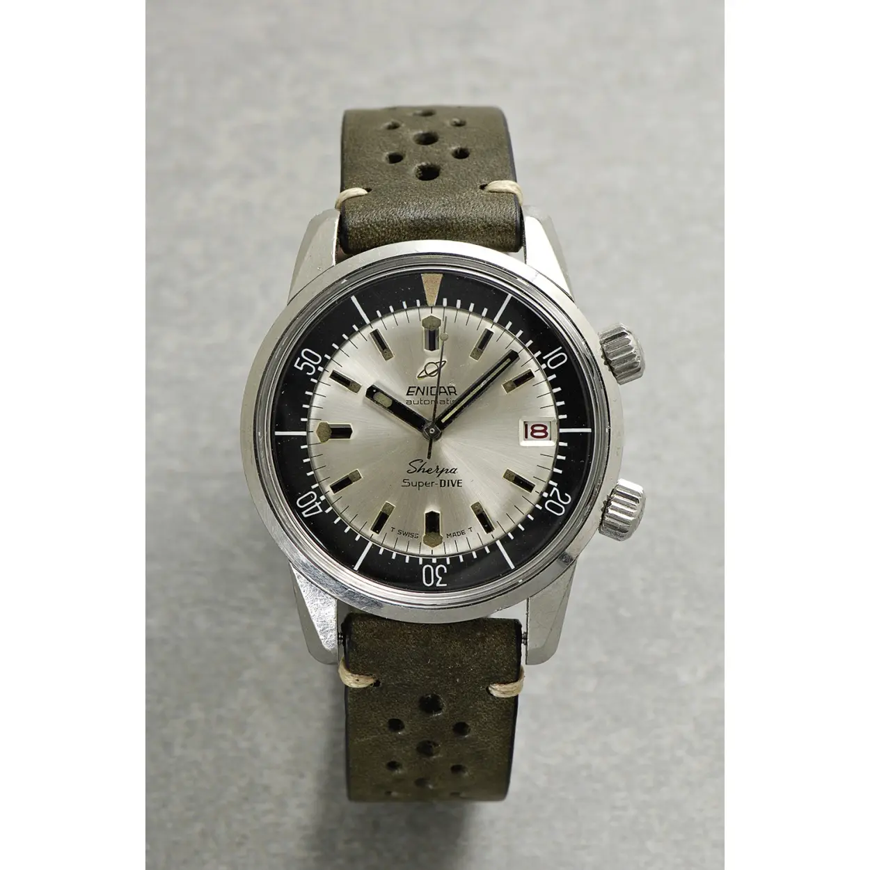 Enicar Sherpa 40mm Stainless steel Silver