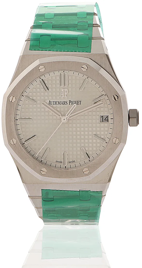 Audemars Piguet Royal Oak 15500ST.OO.1220ST.04 41mm Stainless steel Silver