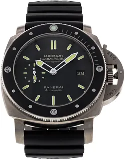 Panerai Submersible PAM 00389 Ceramic and Titanium Black