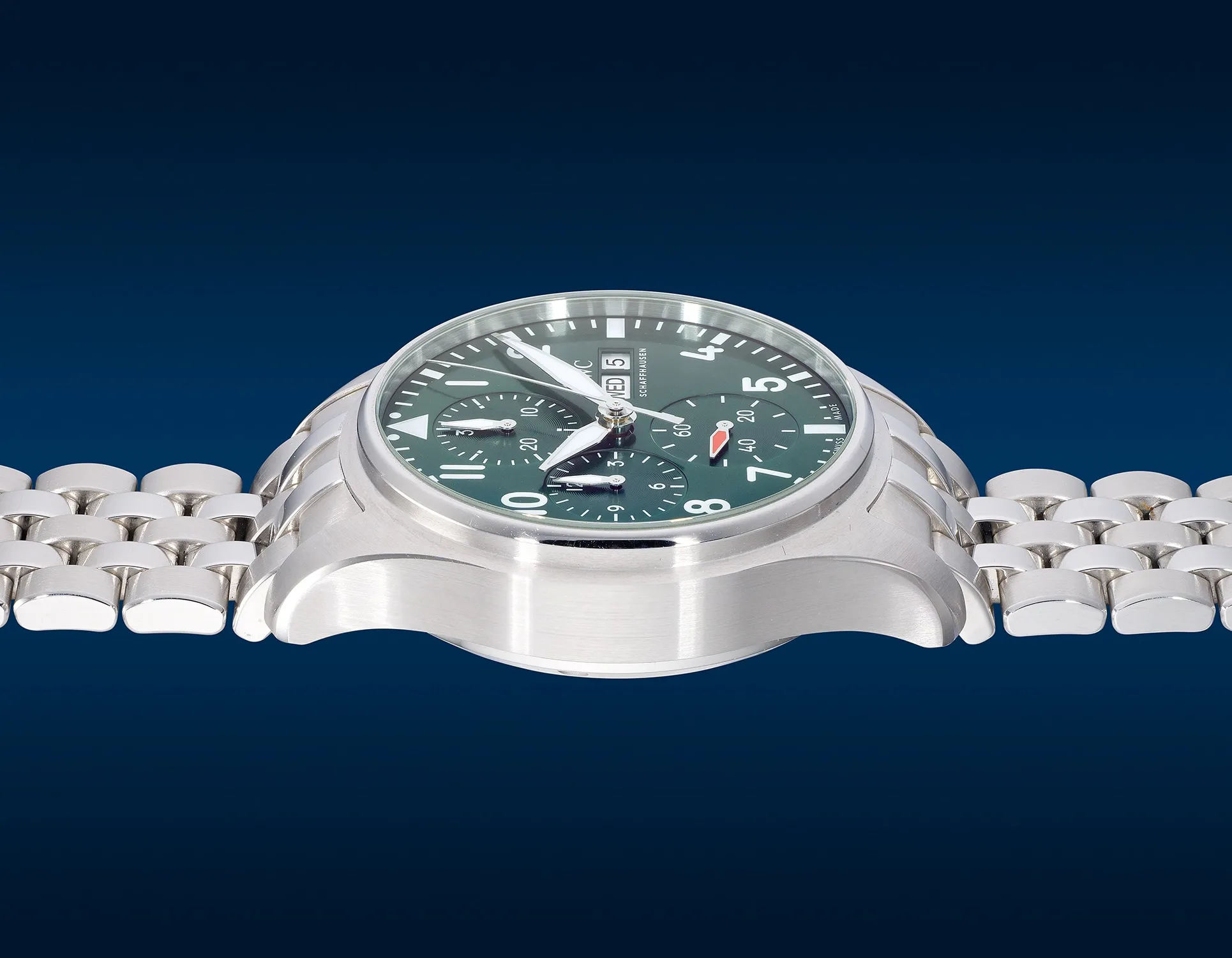 IWC Pilot IW388104 41mm Stainless steel Green 4