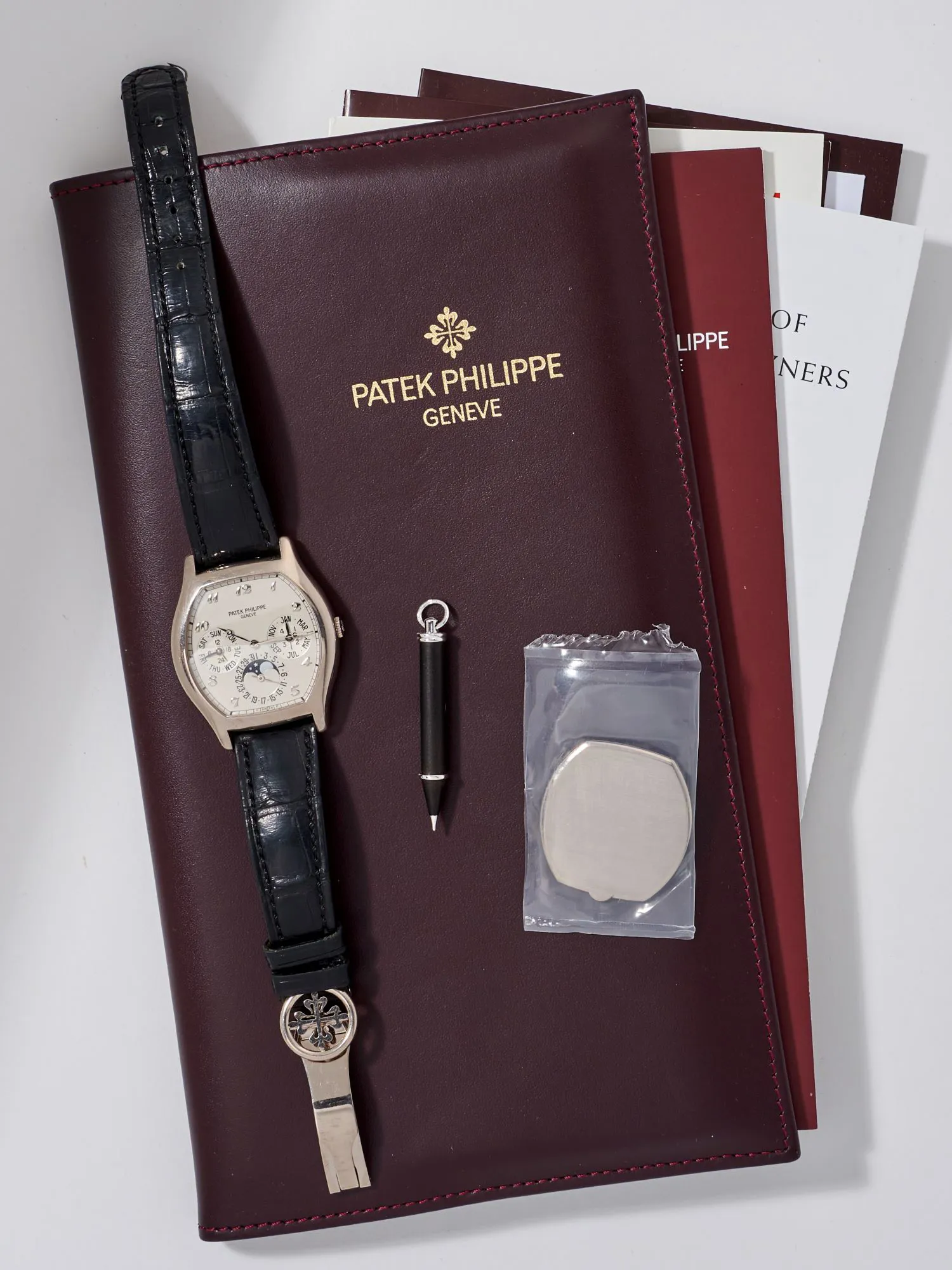 Patek Philippe Perpetual Calendar 5040G-018 41mm White gold Silver 14