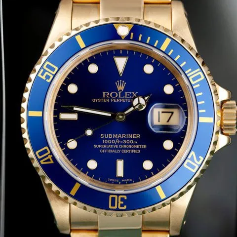 Rolex Submariner 16618 40mm Yellow gold Blue