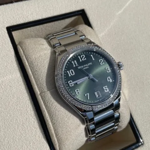 Patek Philippe Twenty~4 7300/1200A-011 36mm Stainless steel Green