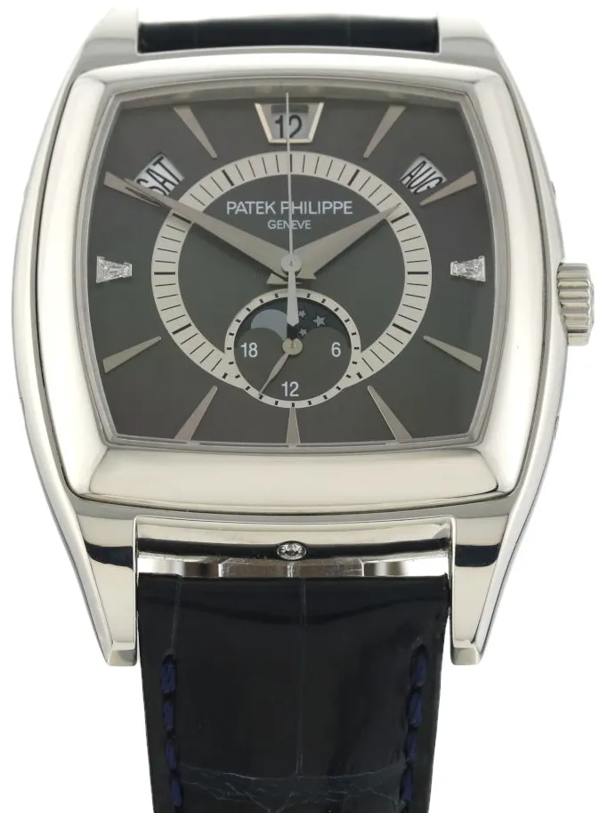 Patek Philippe Gondolo 5135 39mm Platinum