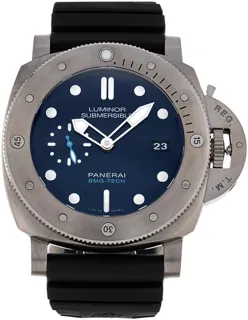 Panerai Submersible PAM 00692 Stainless steel Blue