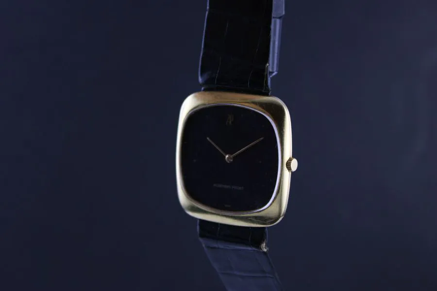 Audemars Piguet Ultra-thin Yellow gold Black 4