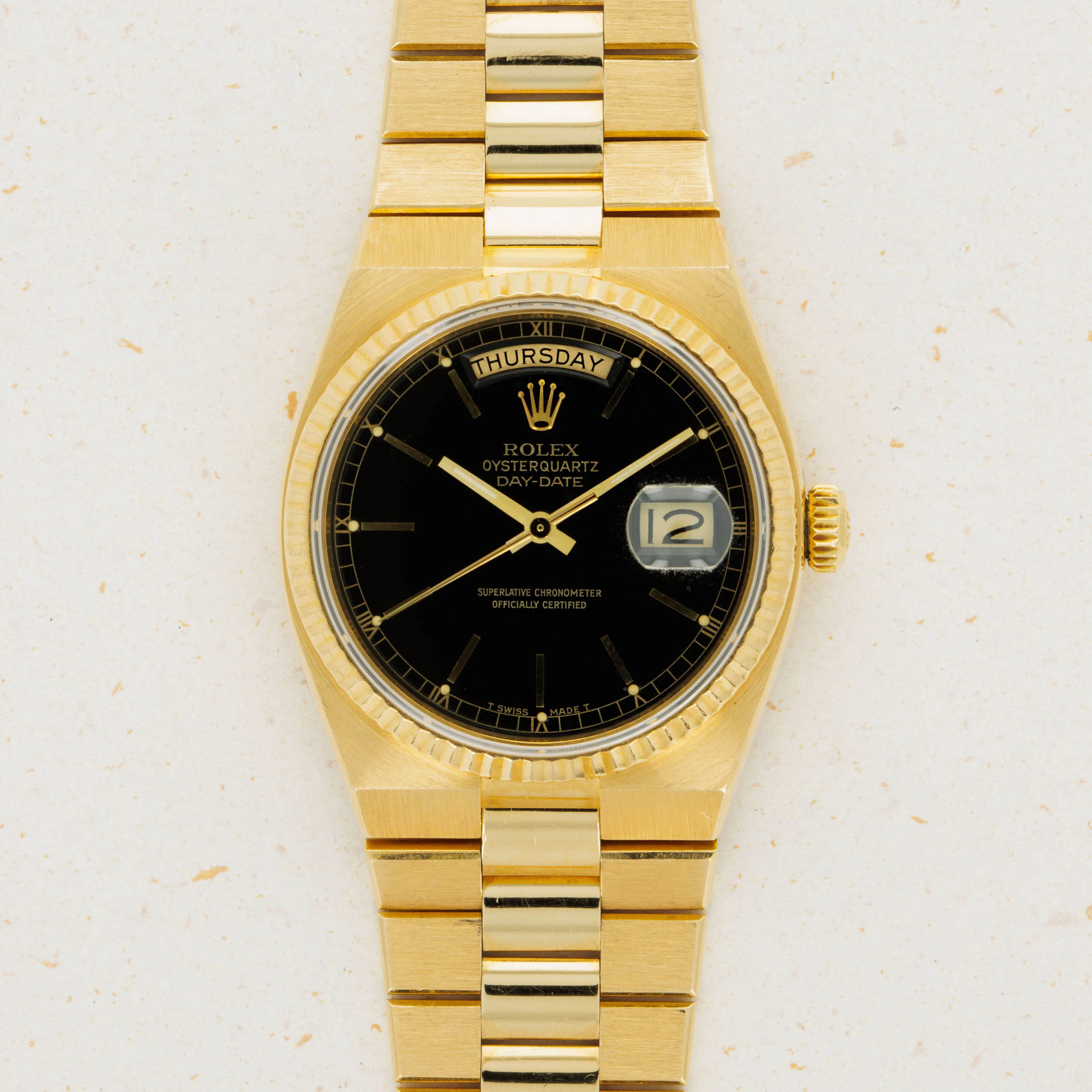 Rolex Day-Date Oysterquartz 19018 36mm Yellow gold Black