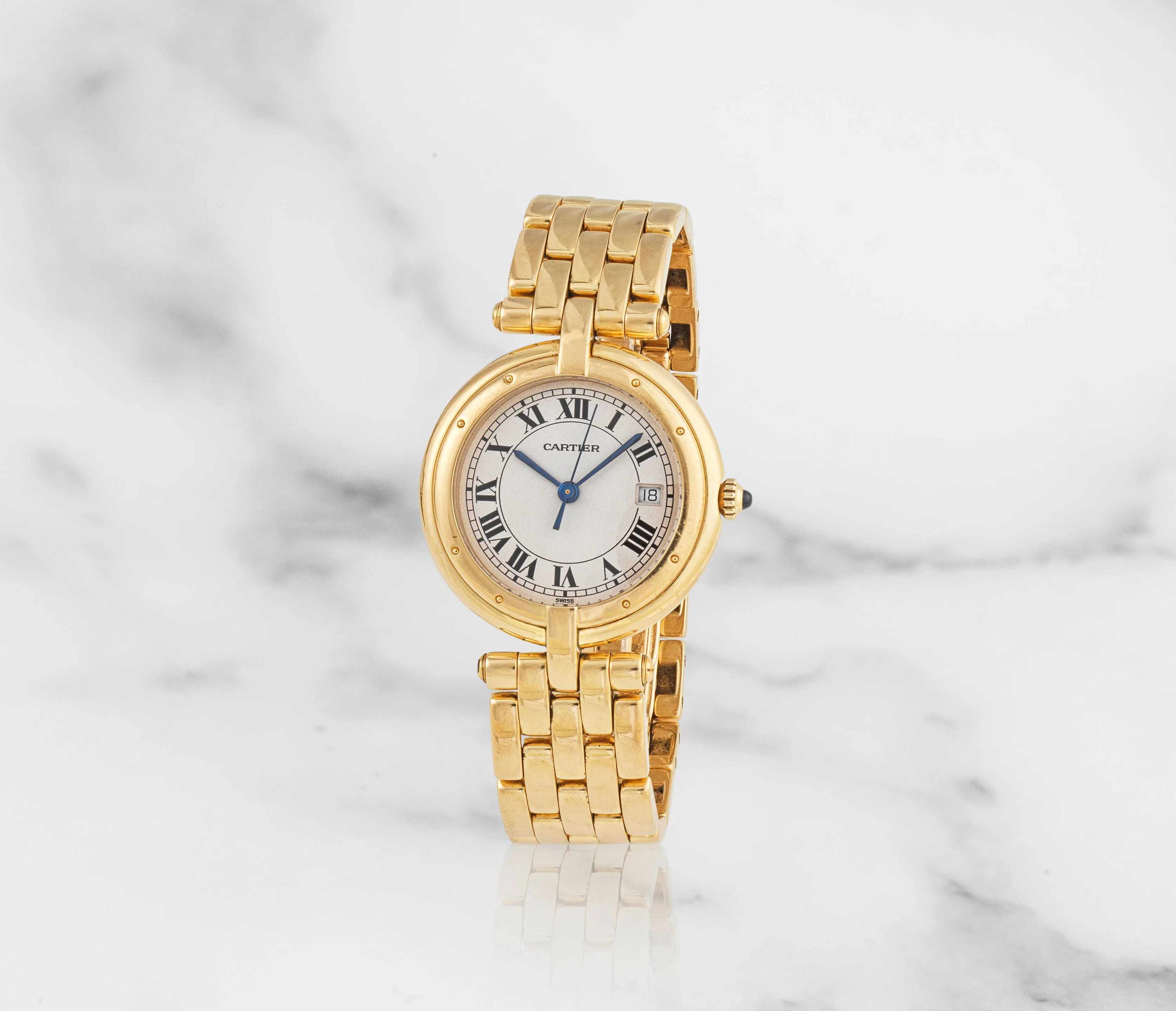 Cartier Vendôme 29.5mm Yellow gold White