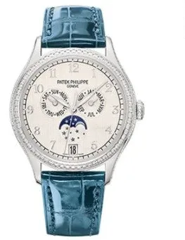 Patek Philippe Annual Calendar 4947G-010 38mm White gold Silver