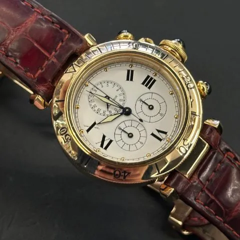 Cartier Pasha C 1353-1 35mm Yellow gold White