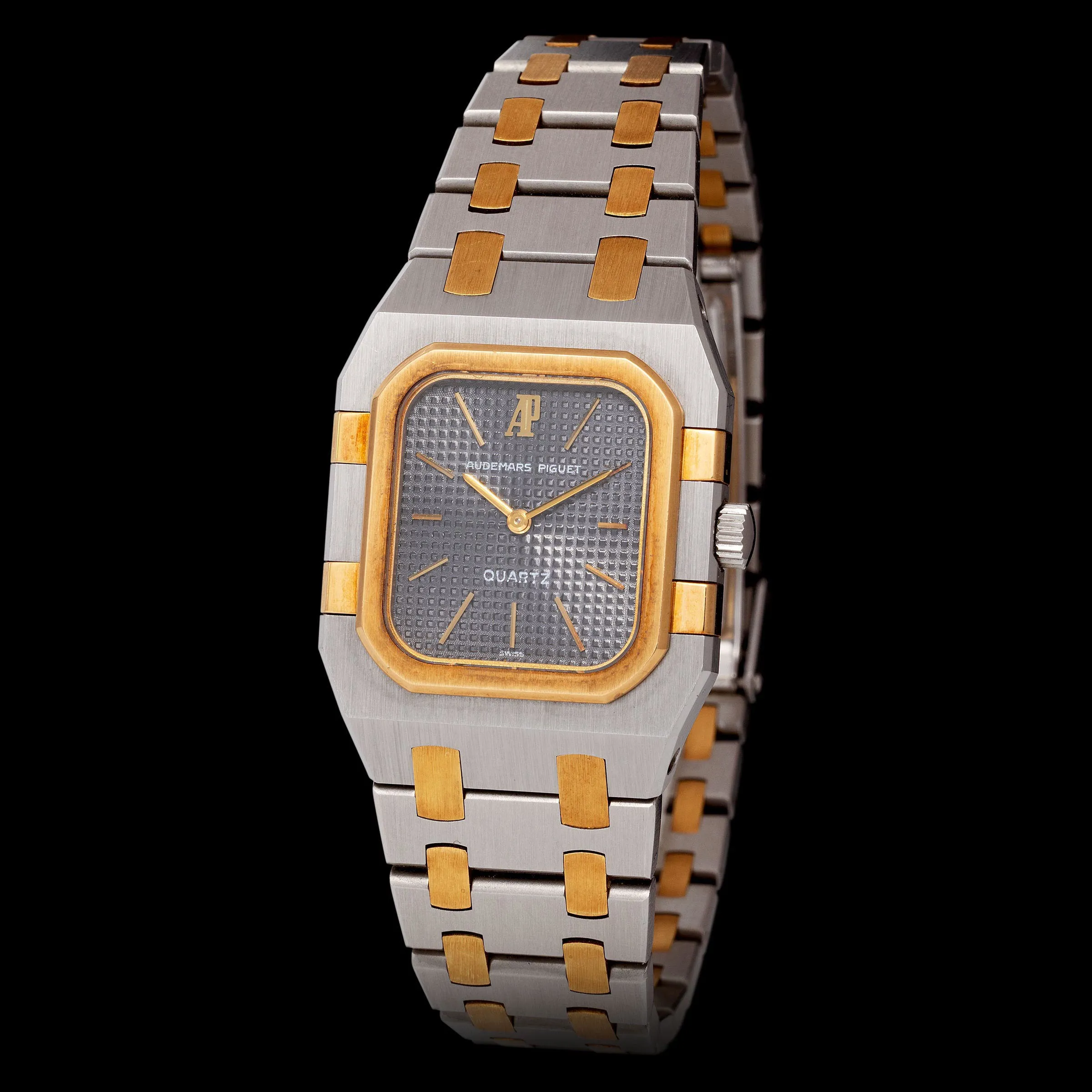 Audemars Piguet 6010/516 24mm Yellow gold and stainless steel Gray
