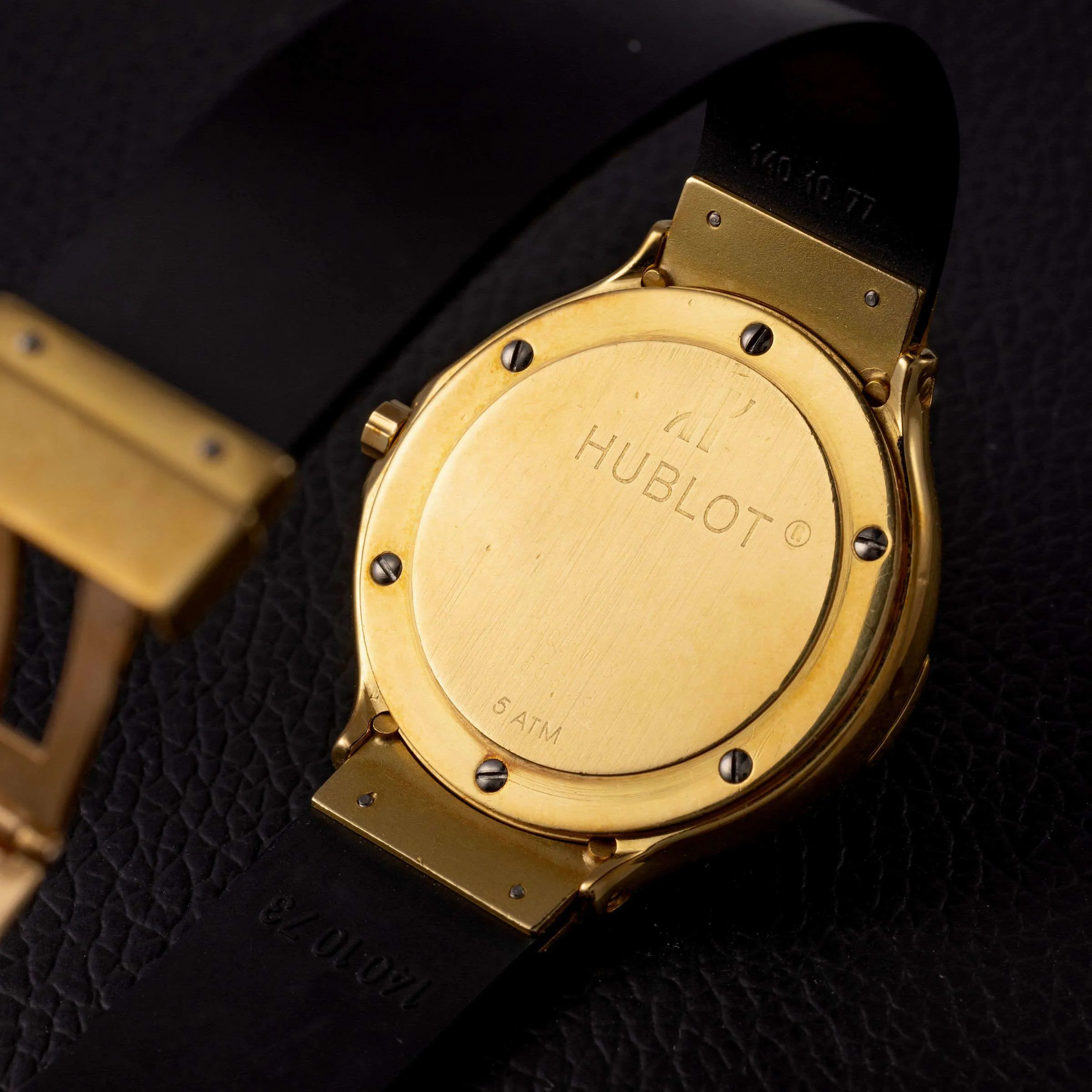 Hublot Classic 1391.3 27mm Yellow gold Black 2