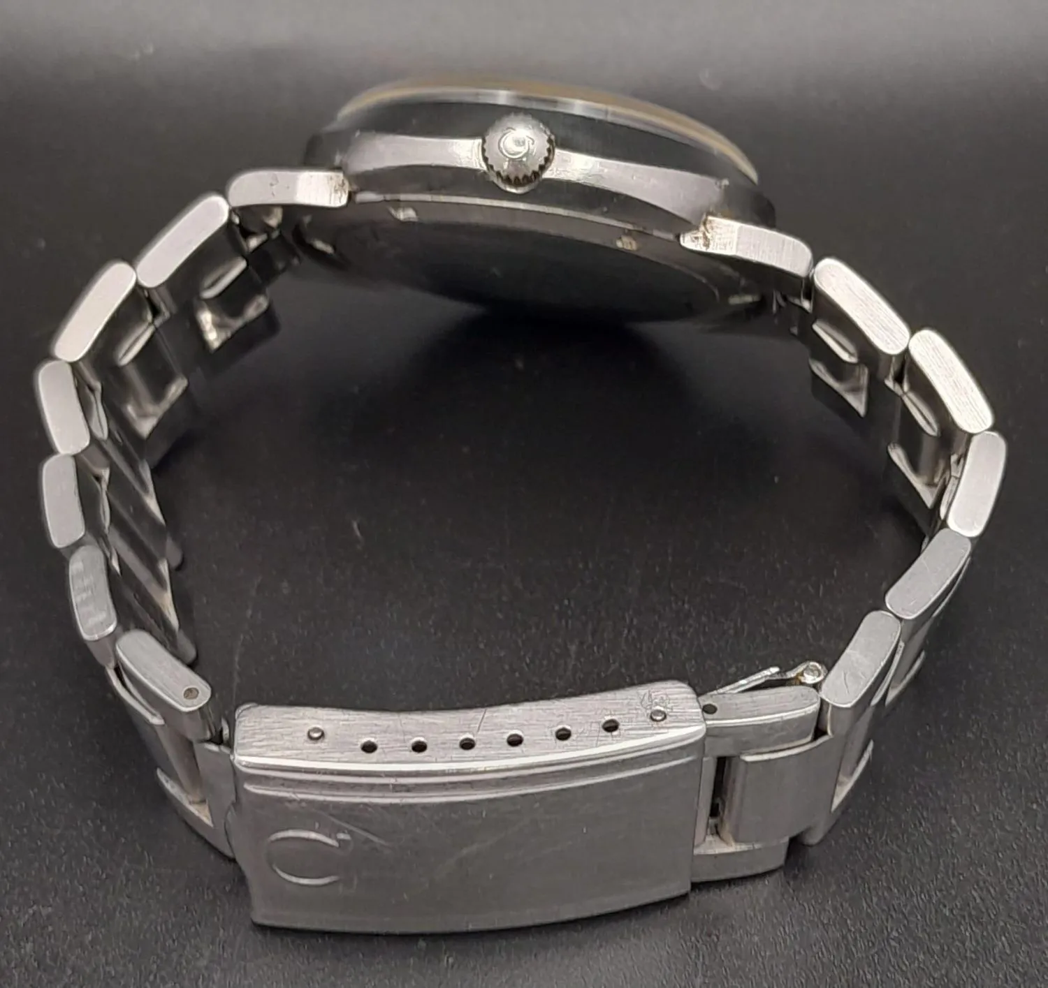 Omega Dynamic 42mm Stainless steel Black 6