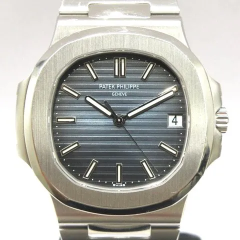 Patek Philippe Nautilus 5711/1A-001 40mm Stainless steel Blue