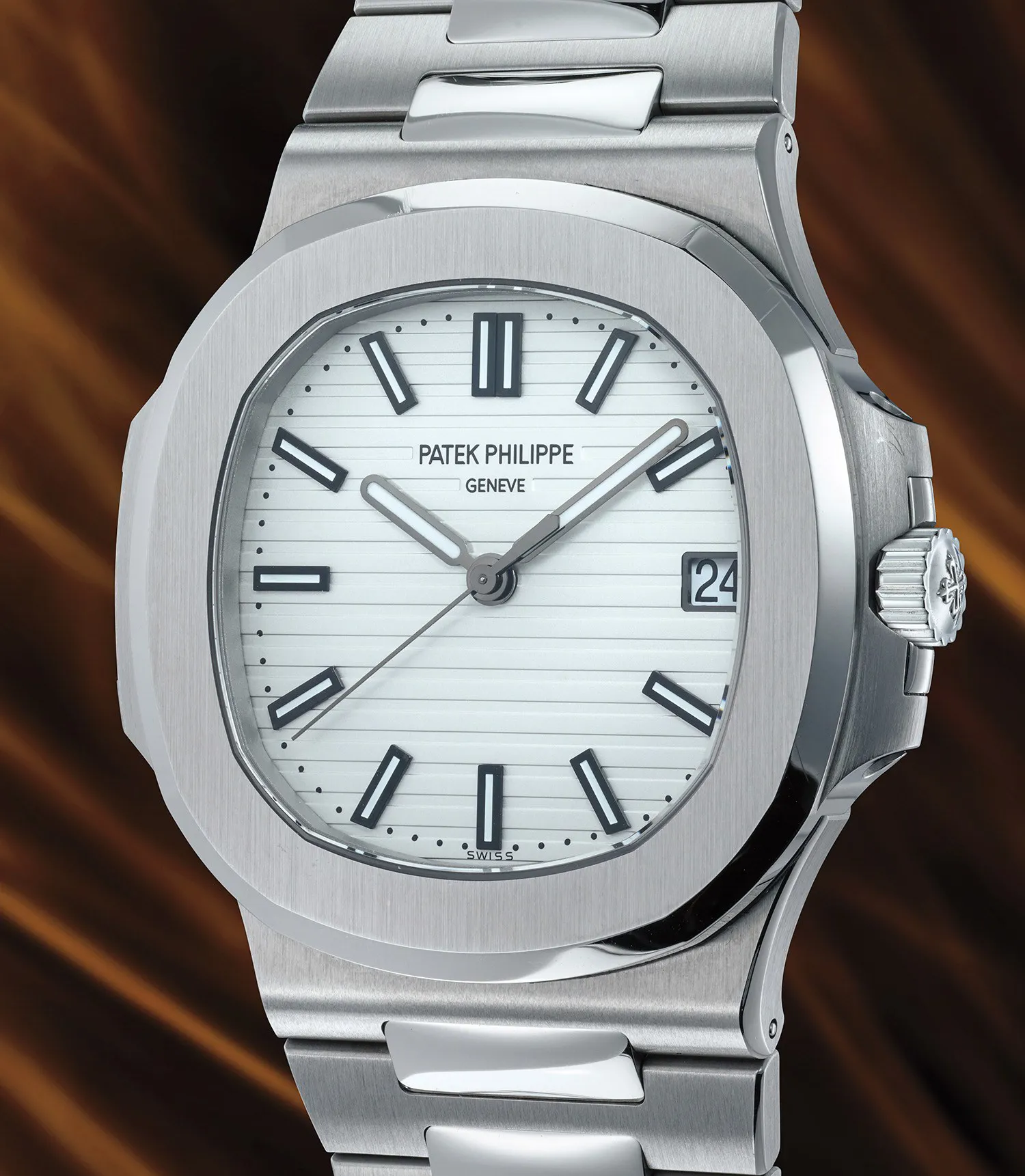 Patek Philippe Nautilus 5711/1A-011 42.5mm Stainless steel White