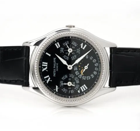 Patek Philippe Perpetual Calendar 5038G 36mm White gold Black