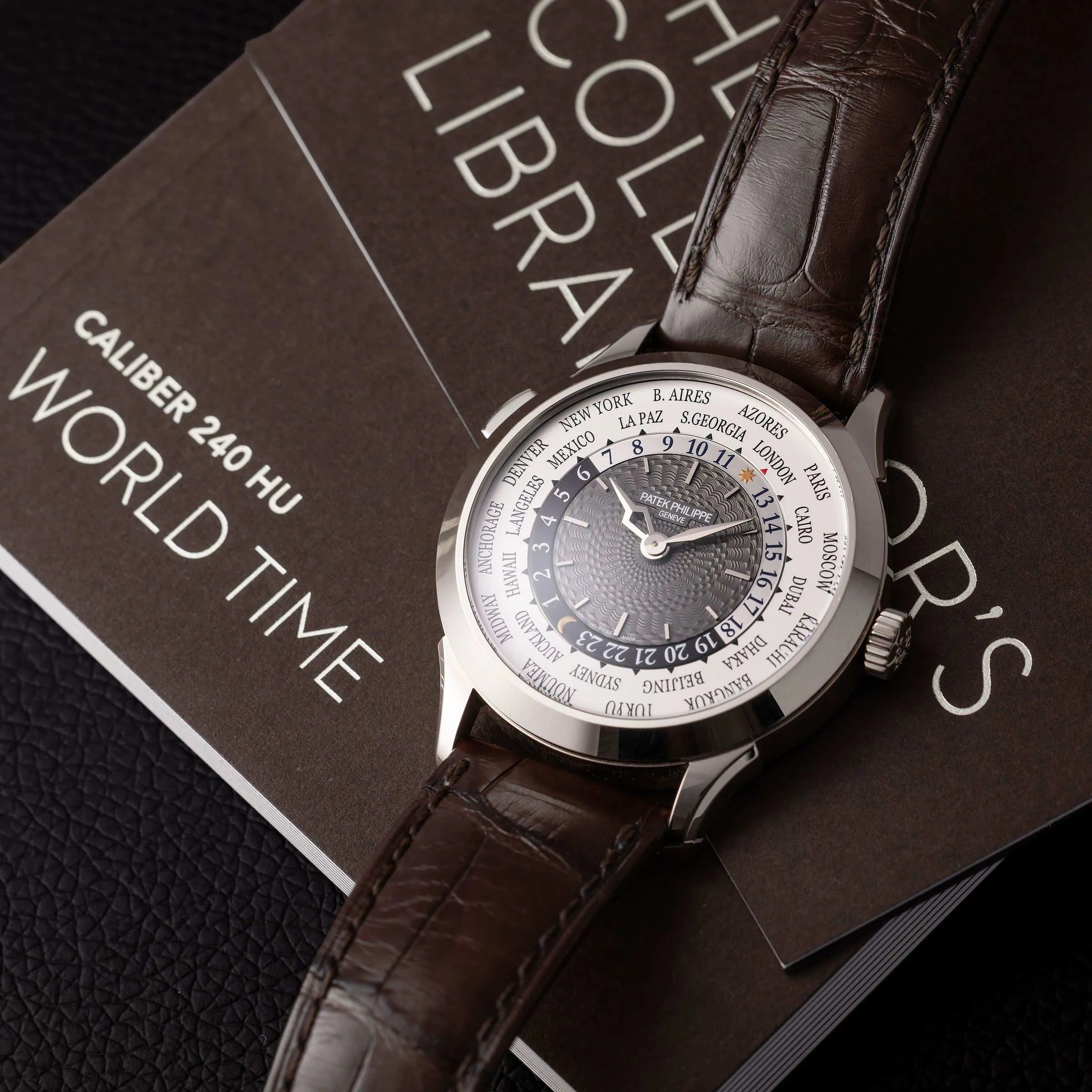 Patek Philippe World Time 5230G-014 38.5mm White gold White 5