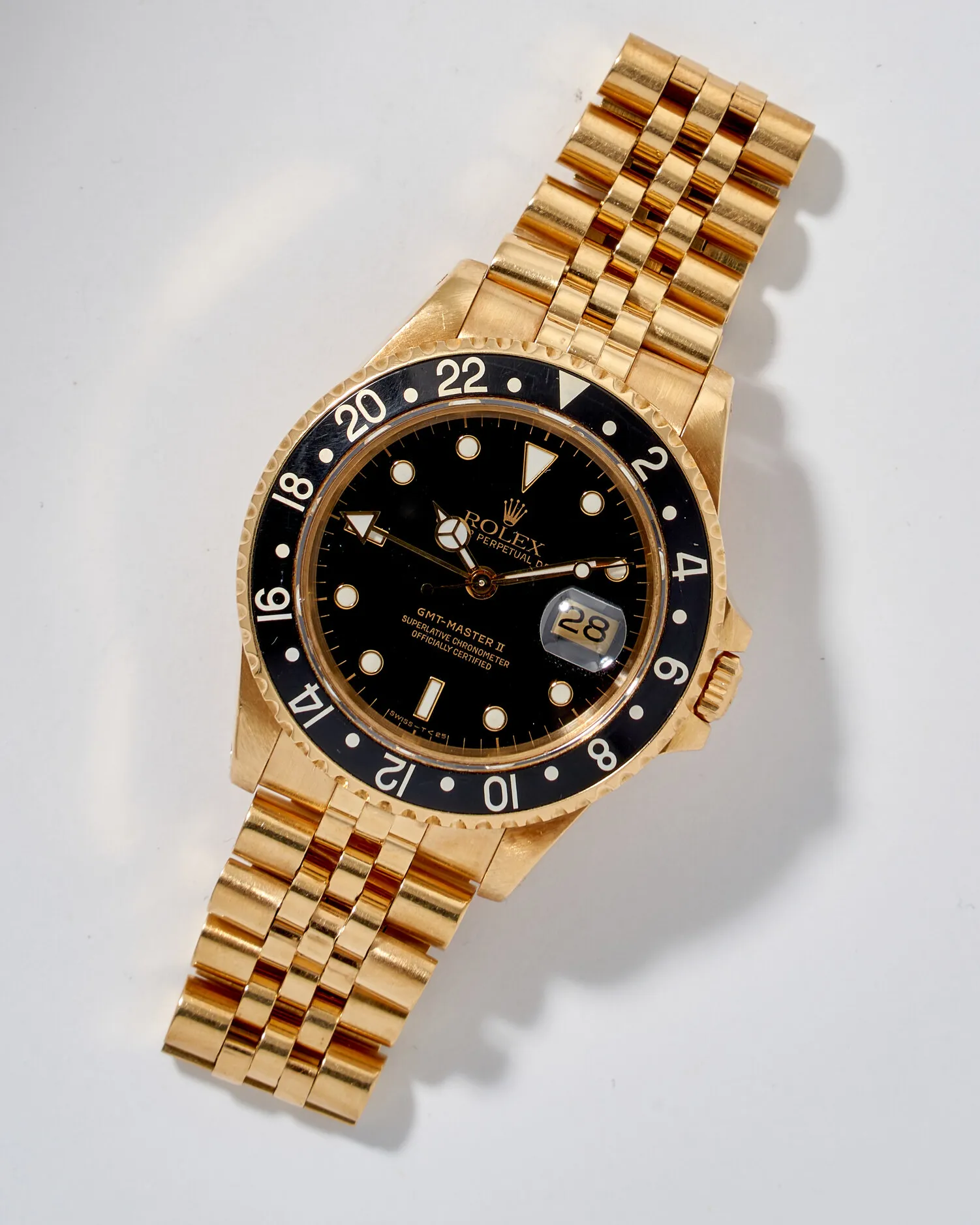 Rolex GMT-Master II 16718 40mm Yellow gold Black 4