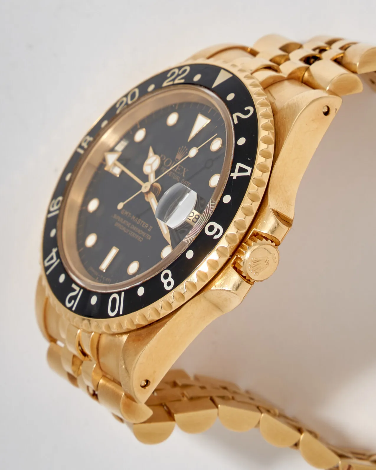 Rolex GMT-Master II 16718 40mm Yellow gold Black 6