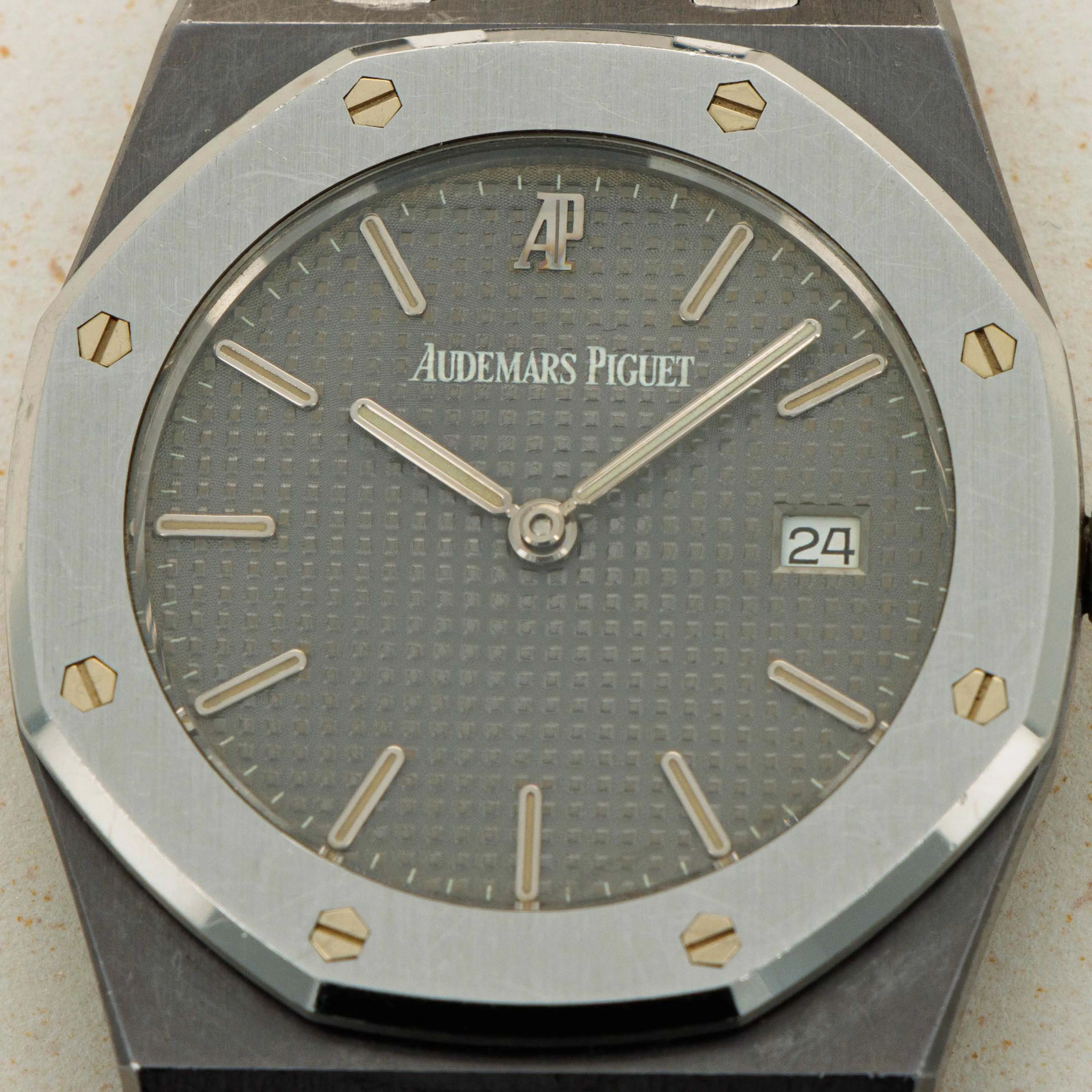 Audemars Piguet Royal Oak 56175TT 33mm Stainless steel and Tantalum Gray 10