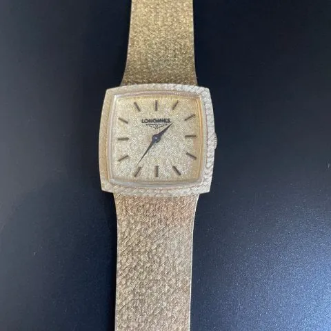 Longines Vintage 30mm Yellow gold Gold