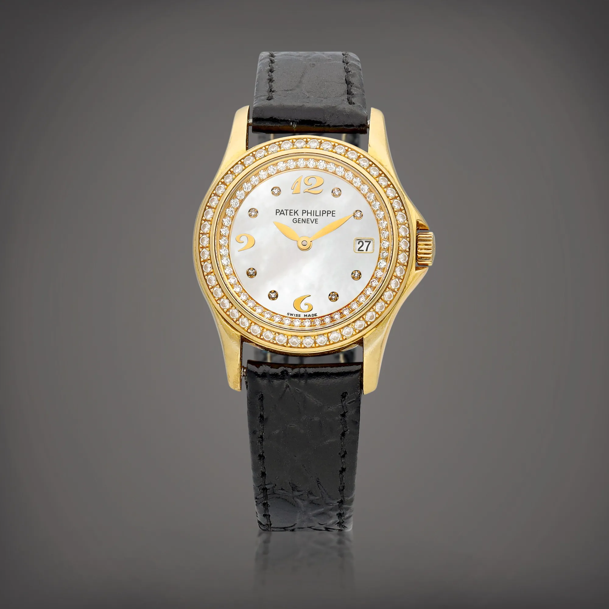 Patek Philippe Calatrava 4906/200J 28mm Yellow gold Mother-of-pearl